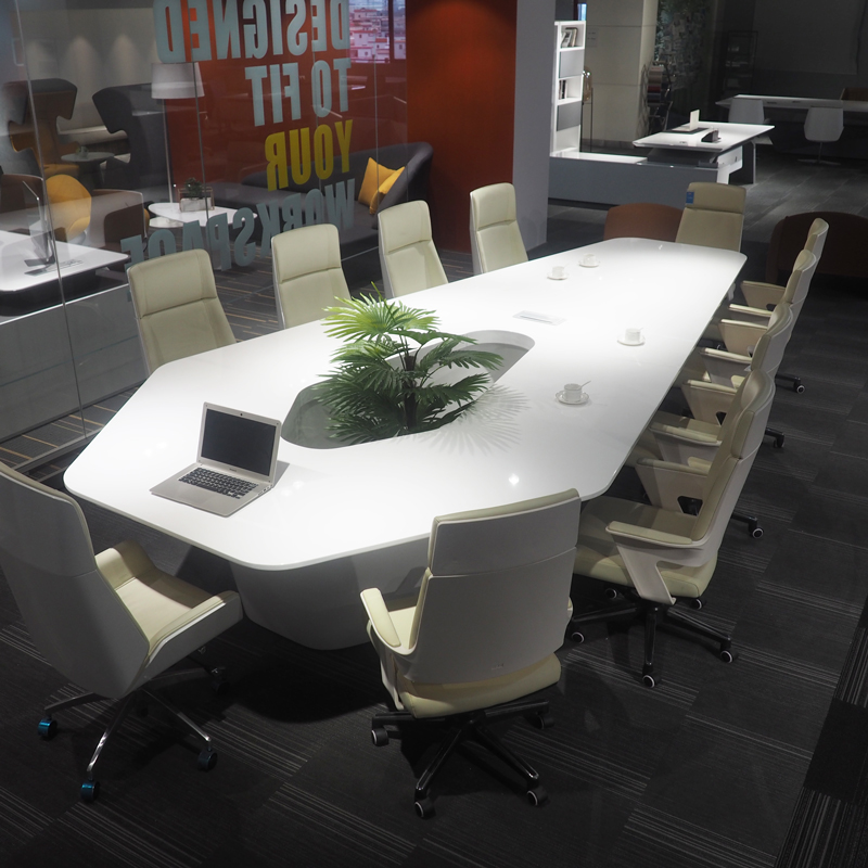 Modern wit hightech smart kant - Office Tech Furniture recensie en prijs